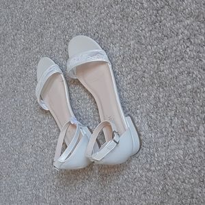 New De Blossom Collection Ankle Strap 1" Heel Sandals.